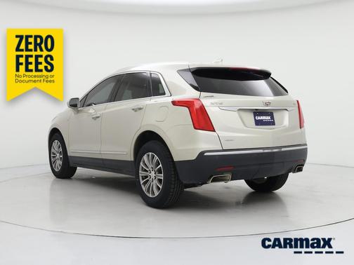 Gold 2017 Cadillac XT5 Luxury