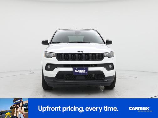 White 2023 Jeep Compass Altitude