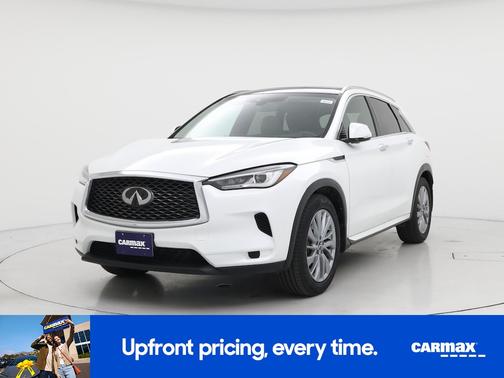 White 2023 INFINITI QX50 Luxe