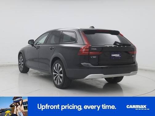2023 Volvo V90 Cross Country B6 Plus