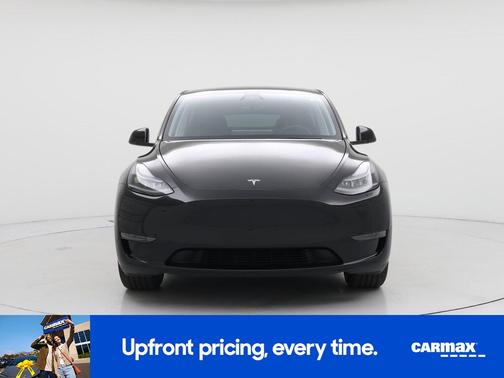 Black 2025 Tesla Model Y Long Range