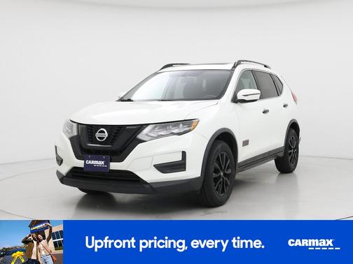 White 2017 Nissan Rogue SV