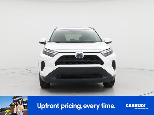 White 2024 Toyota RAV4 Hybrid XLE
