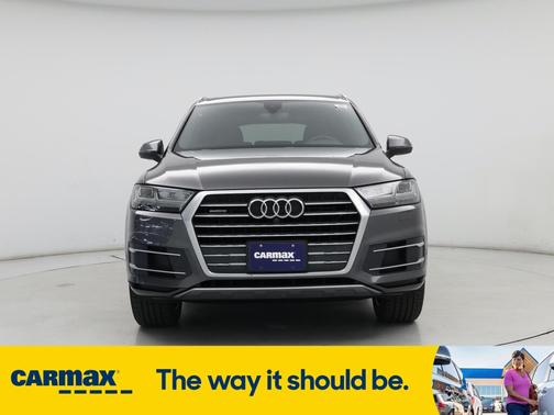 2019 Audi Q7 SE Premium Plus