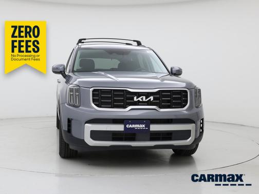Gray 2025 Kia Telluride S