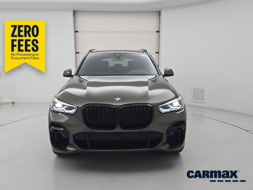 Green 2023 BMW X5 sDrive40i