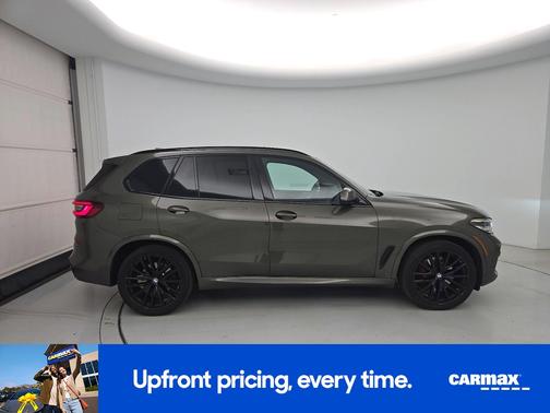 Green 2023 BMW X5 sDrive40i