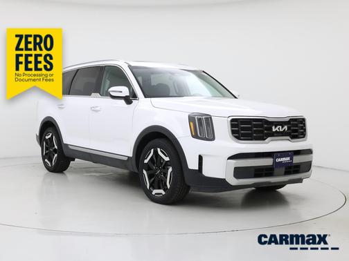 White 2025 Kia Telluride S