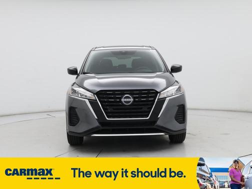 2023 Nissan Kicks S