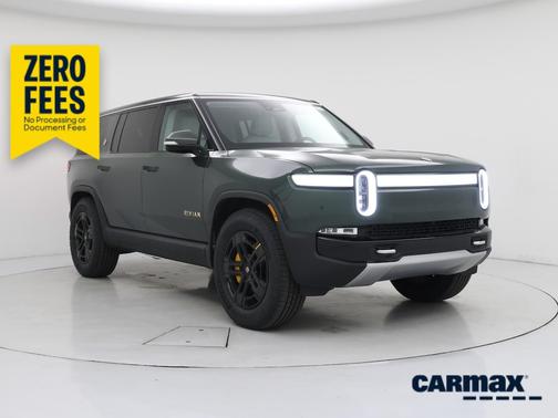 Green 2023 Rivian R1S Adventure Dual-Motor Large