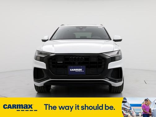2021 Audi Q8 Premium Plus