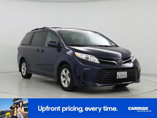 2020 Toyota Sienna LE