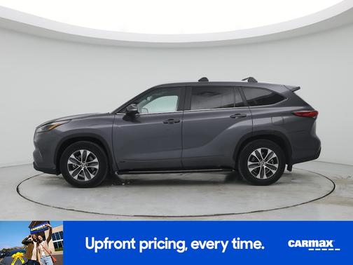 2023 Toyota Highlander Hybrid XLE