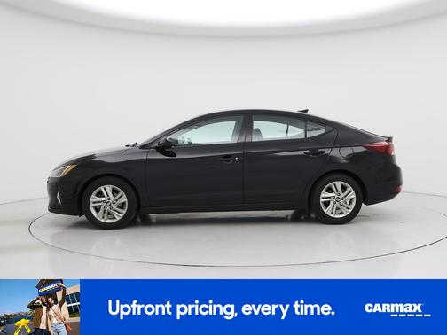 Black 2019 Hyundai ELANTRA SEL