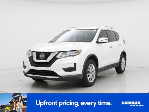White 2018 Nissan Rogue SV
