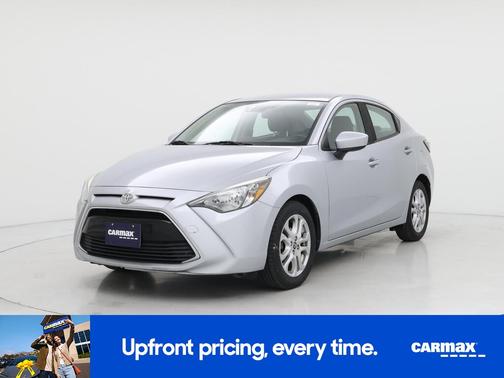Silver 2017 Toyota Yaris iA