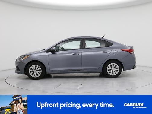 Gray 2019 Hyundai Accent SE