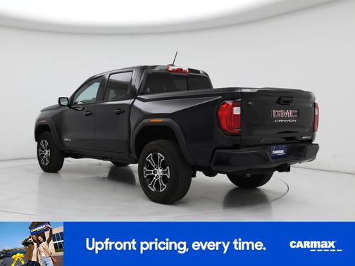 2024 GMC Canyon AT4
