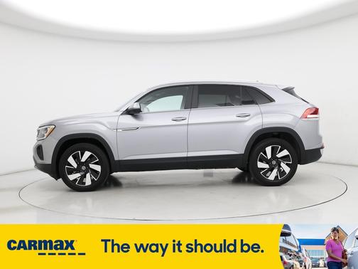 2024 Volkswagen Atlas Cross Sport SE w/Tech