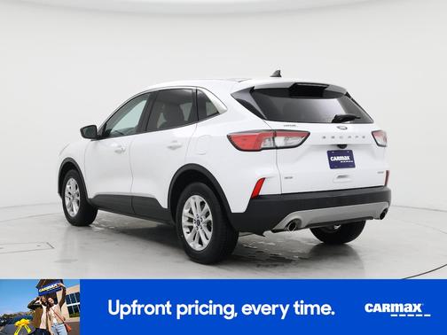 White 2022 Ford Escape SE