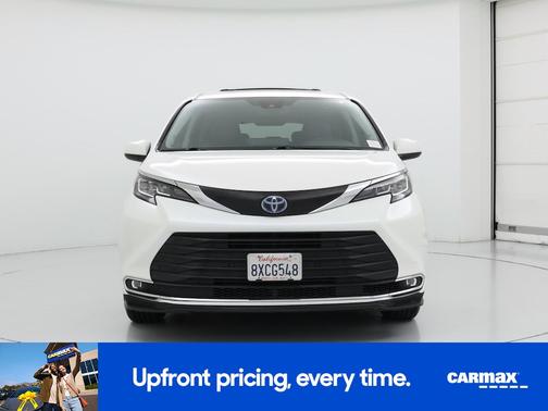 2021 Toyota Sienna XLE