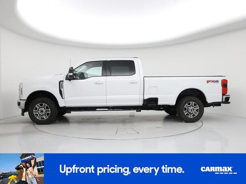White 2024 Ford F-250 Lariat