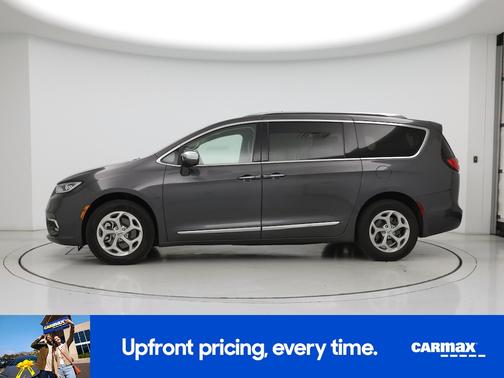 Gray 2021 Chrysler Pacifica Limited