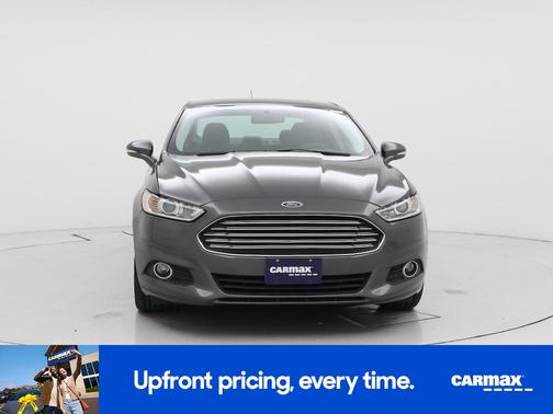 Gray 2015 Ford Fusion SE