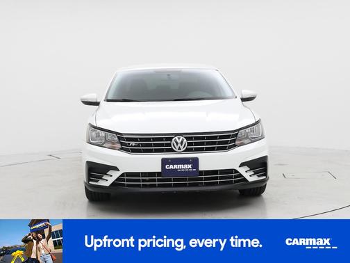 2016 Volkswagen Passat R-Line