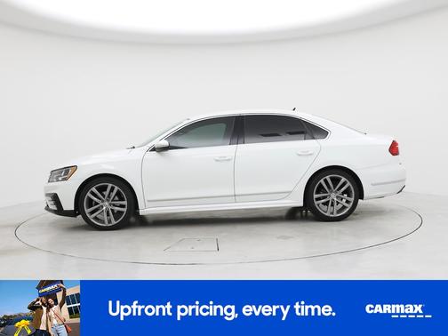 2016 Volkswagen Passat R-Line
