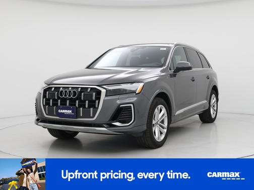 Gray 2025 Audi Q7 Premium Plus