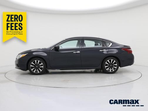 Blue 2018 Nissan Altima SV