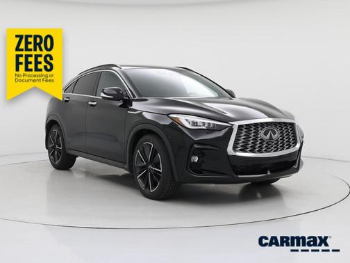 Black 2022 INFINITI QX55 Essential