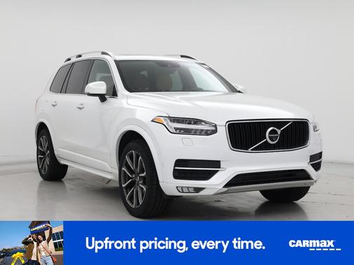 2017 Volvo XC90 T6 Momentum