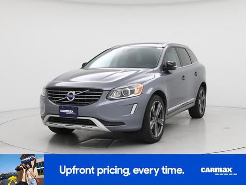 Gray 2017 Volvo XC60 T6 Dynamic