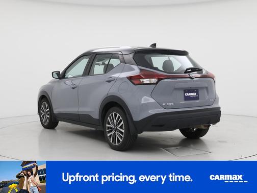 Gray 2023 Nissan Kicks SV