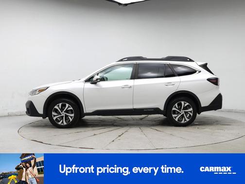 White 2022 Subaru Outback Limited