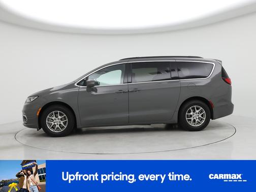 2022 Chrysler Pacifica Touring