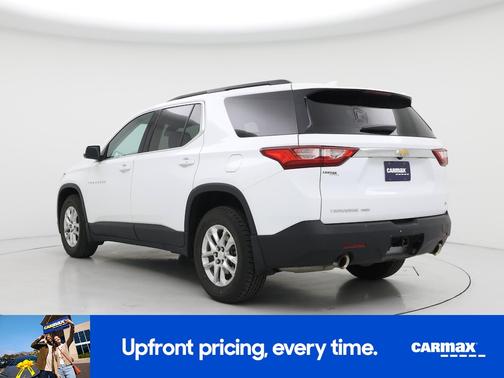 White 2021 Chevrolet Traverse LT Cloth