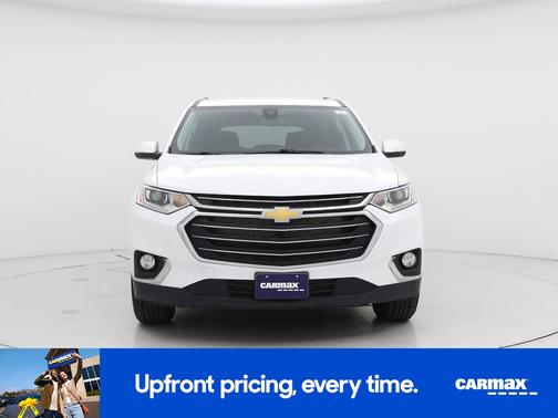White 2021 Chevrolet Traverse LT Cloth
