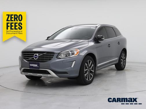 Gray 2017 Volvo XC60 T6 Dynamic