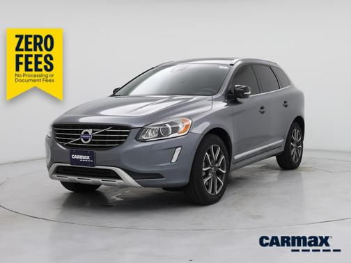 Gray 2017 Volvo XC60 T6 Dynamic