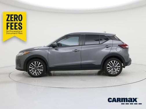 Gray 2024 Nissan Kicks SV