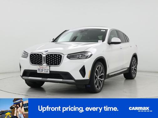 White 2023 BMW X4 XDrive30i