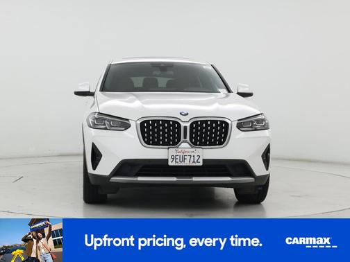 White 2023 BMW X4 XDrive30i