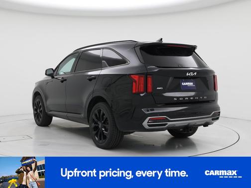 Black 2022 Kia Sorento SX