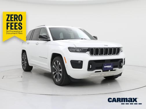 White 2023 Jeep Grand Cherokee Overland