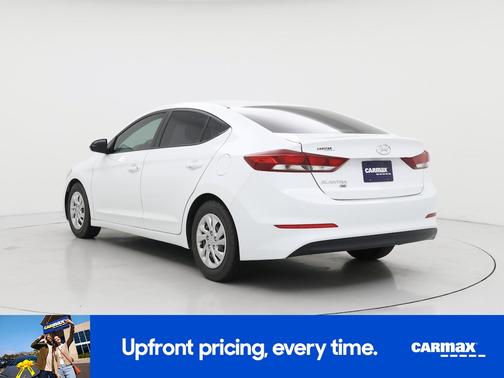 White 2018 Hyundai ELANTRA SE