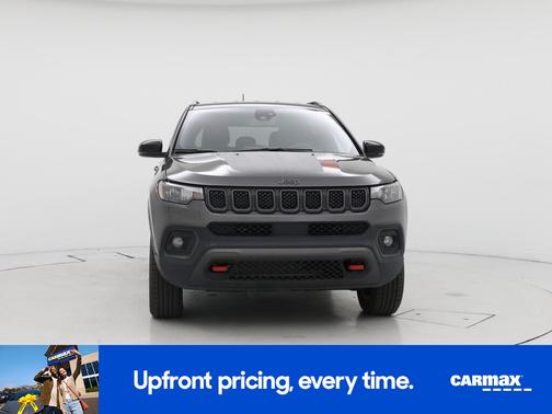 Gray 2023 Jeep Compass Trailhawk