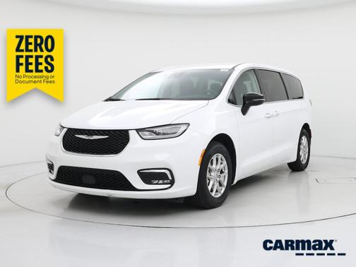 White 2024 Chrysler Pacifica Touring L